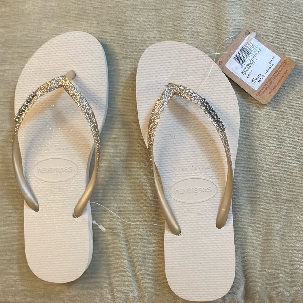 Havaianas beige sparkly sandals size 9/10